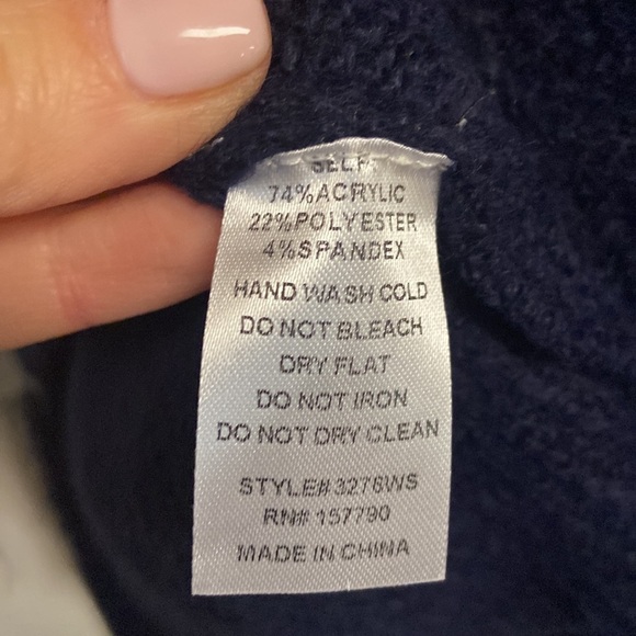 𝅺beautiful 2 toned sweater from Pinch - Picture 4 of 4